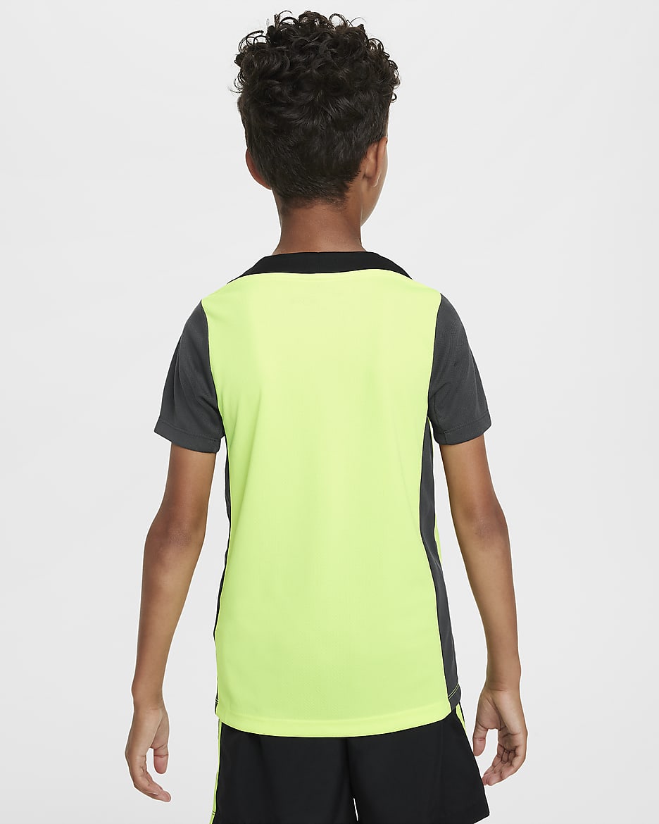 Nike Dri FIT Strike Older Kids Short Sleeve Football Top